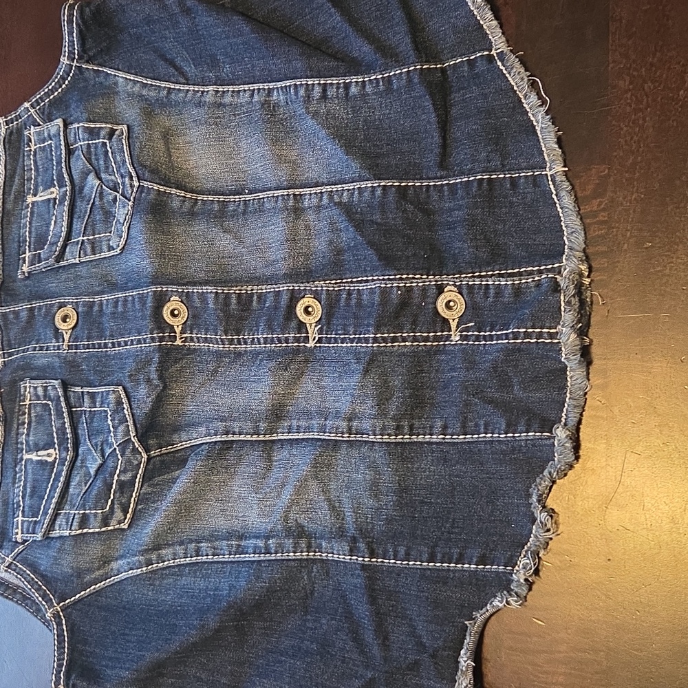Maurices Denim Sleeveless Vest LARGE - Picture 3 of 6